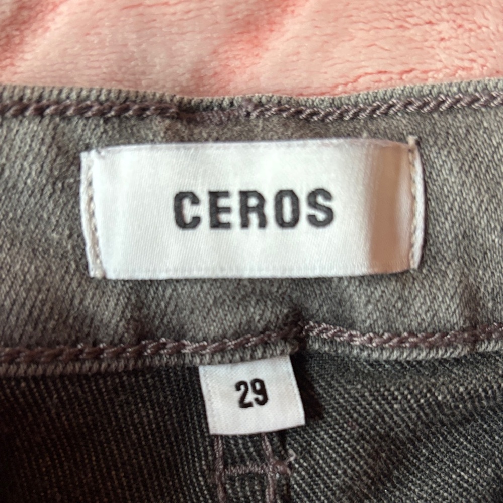 High Rise Distressed Jeans - Green - Picture 2 of 5